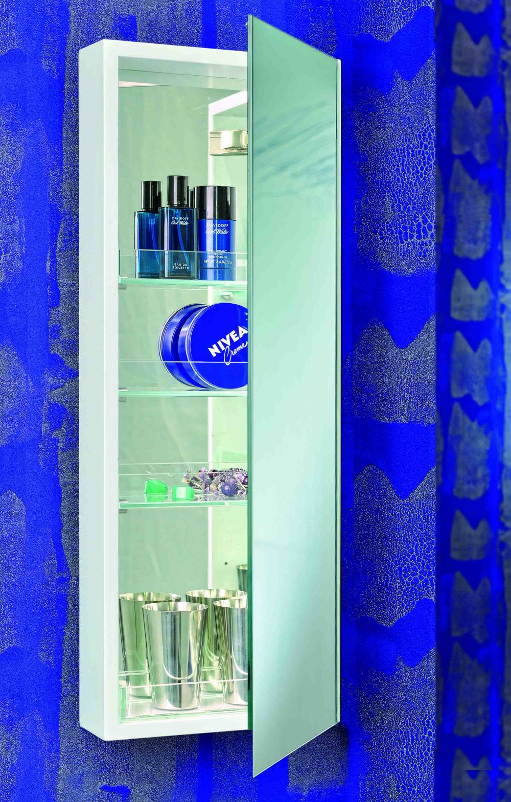 eleganter Badezimmer-Spiegelschrank
