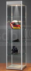 Vitrine mit Werbeblende für Firmenloge