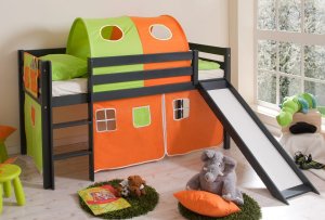robustes Kinderspielbett aus Holz massiv